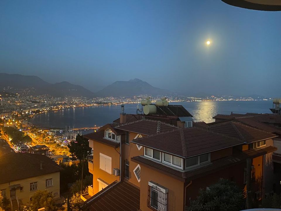 Einzigartige 3-ZİMMER-WOHNUNG  im Zentrum von Alanya, im Stadtteil Kale, mit Blick auf das Meer und die Burg in Koblenz