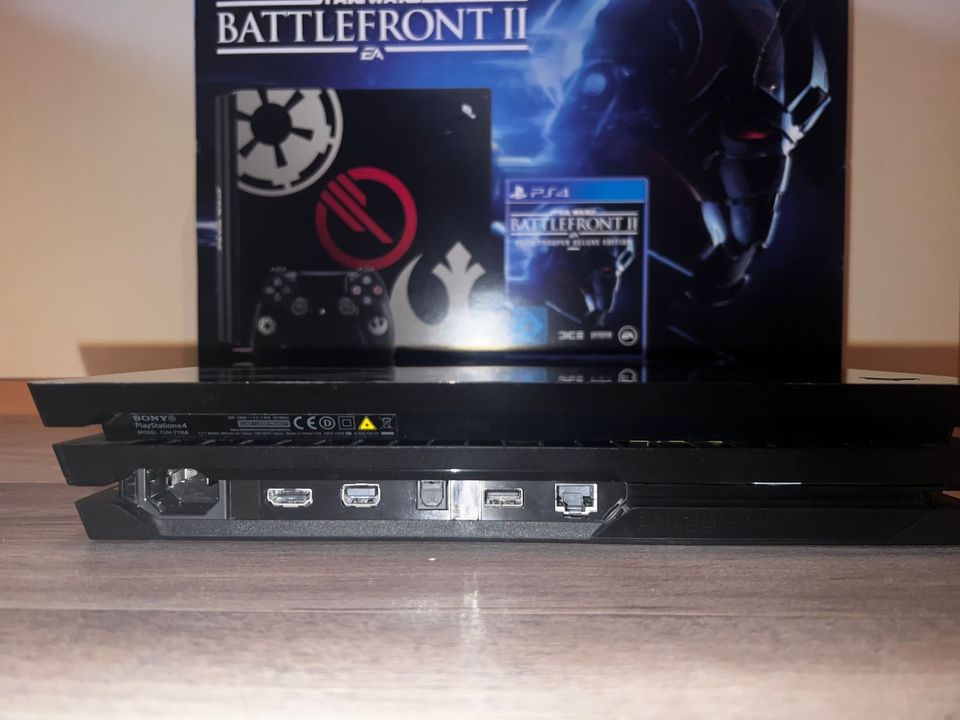 PlayStation 4 Pro  1 TB Star Wars Battlefront 2 Limited Edition in Wichtshausen