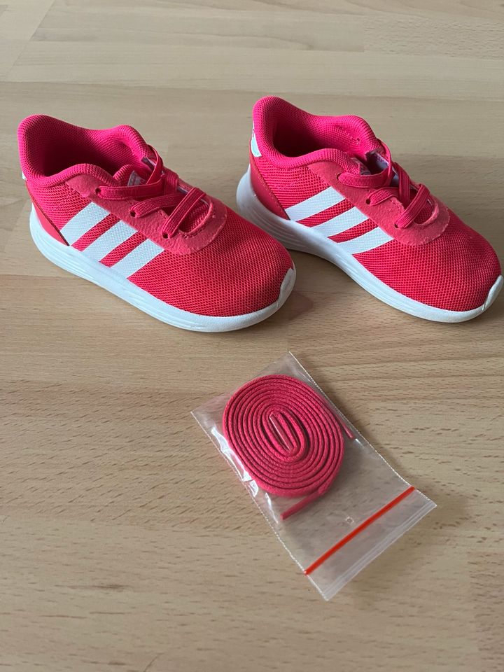 Adidas Sneaker Mädchen Gr 22 Pink in Friedberg