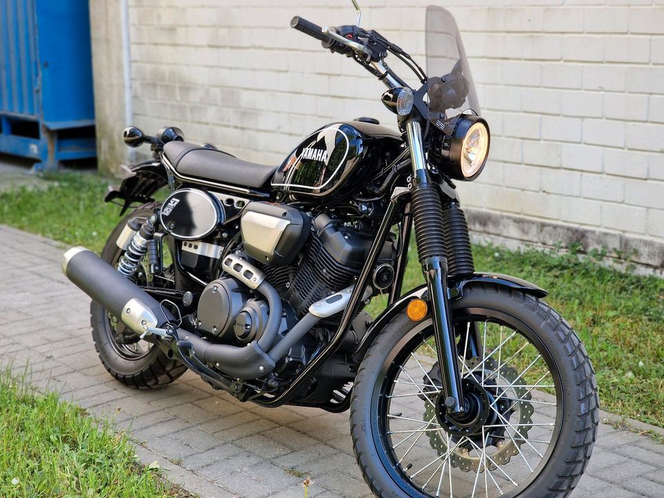 Yamaha SCR 950 Scrambler Neuzustand XV XVS A2 fähig Ducati BMW in Berlin