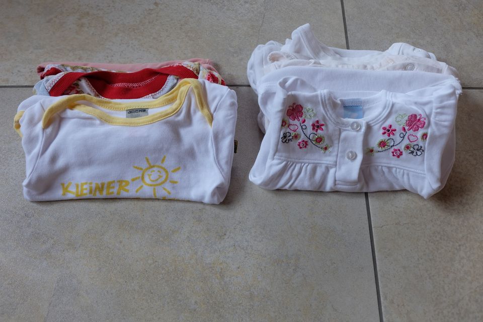 Komplett-Ausstattung Bekleidung Baby Gr. 62 (Mädchen) in Bobritzsch-Hilbersdorf