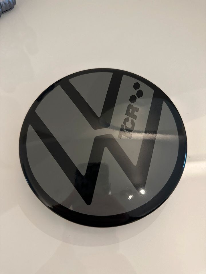 VW Touareg Tiguan VW Emblem Zeichen schwarz  ACC Folien SET in Calberlah