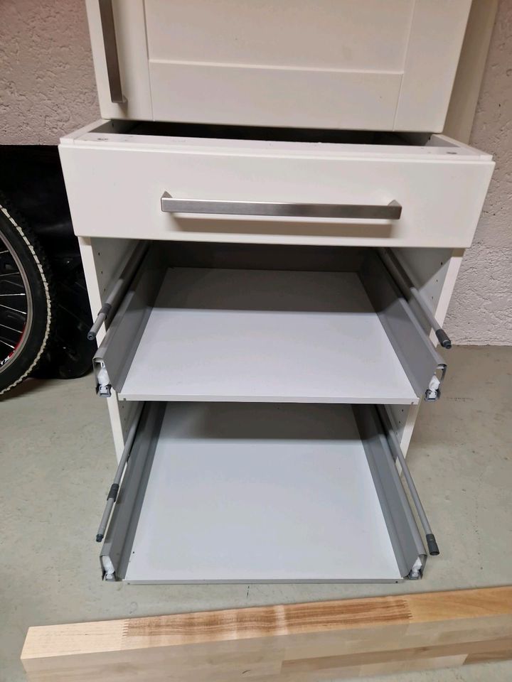 Ikea Küchenschubladenschrank ohne Front in Spiegelau