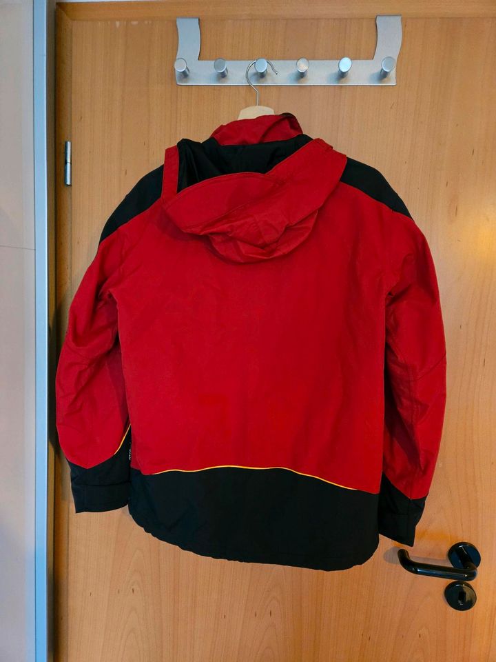 Jack Wolfskin, rote Kinderjacke in Rüsselsheim