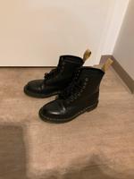 Dr. Martens Damen Stiefel Boots Stiefeletten Leder Gr.39 Bayern - Lochhausen Vorschau