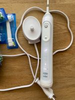 Oral B  elektr. Zahnbürste Typ 3757 Köln - Rodenkirchen Vorschau