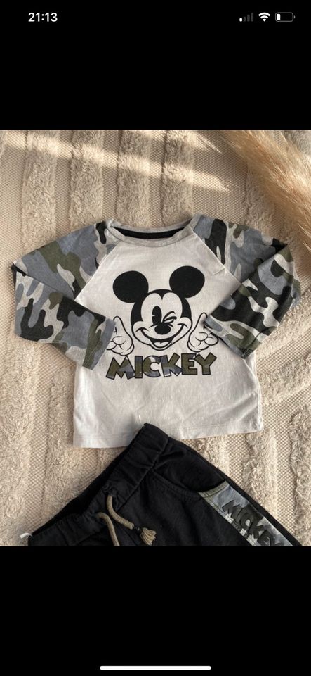 Disney Mickey Mouse Anzug Set Gr. 80 Top Zustand! in Overath