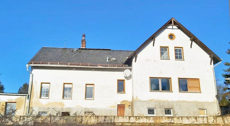 MEHRFAMILIENHAUS WOHNHAUS GARTEN & GARAGE BAUGRUNDSTÜCK GÄRTNEREI HAUS m. großem GRUNDSTÜCK LAGERPLATZ FREIFLÄCHE VERKAUFSPLATZ 4 x EIGENTUMSWOHNUNG BAUPLATZ MIETKAUF in Leipzig