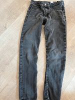 H&M jeans gr.146 Niedersachsen - Hemmoor Vorschau