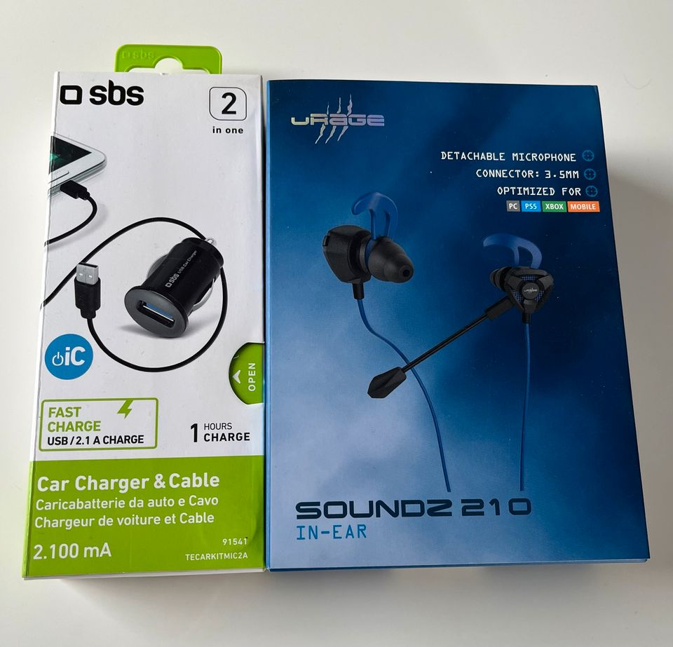 In-Ear-Headset und Car Charger&Cable in Zella-Mehlis