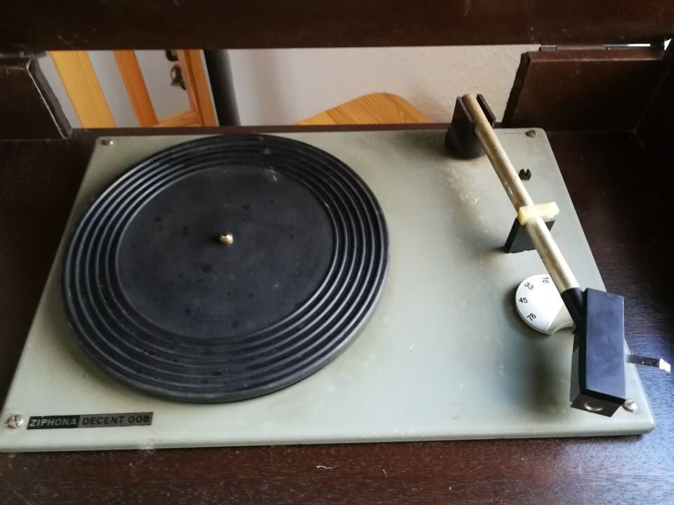 Phono Star/ PETER-Tonmöbel KG/ RADIO+PLATTENSPIELER/Vintage in Berlin