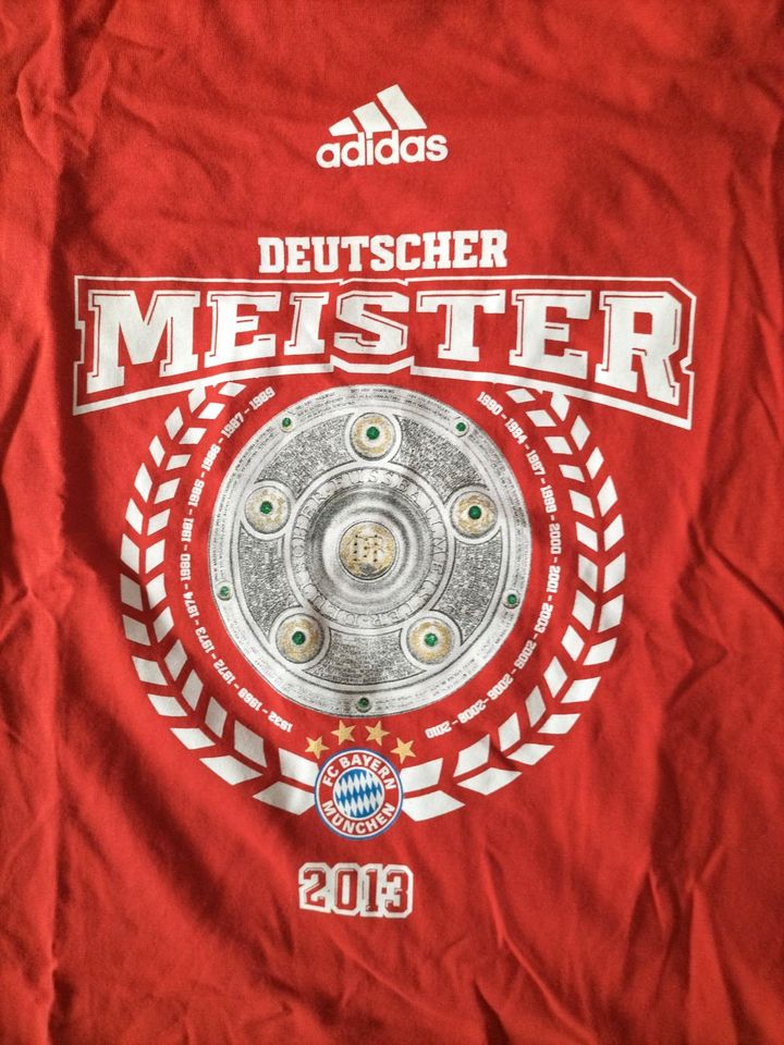 Adidas FCB Bayern München Meister Shirt Damen ungetragen M 38 40 in Quellendorf