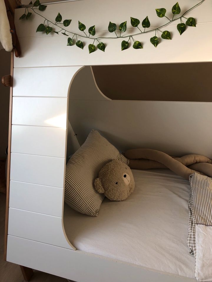 Wallenfels Kinderbett Zelt Tipi weiß Holz Optik in Meckenheim