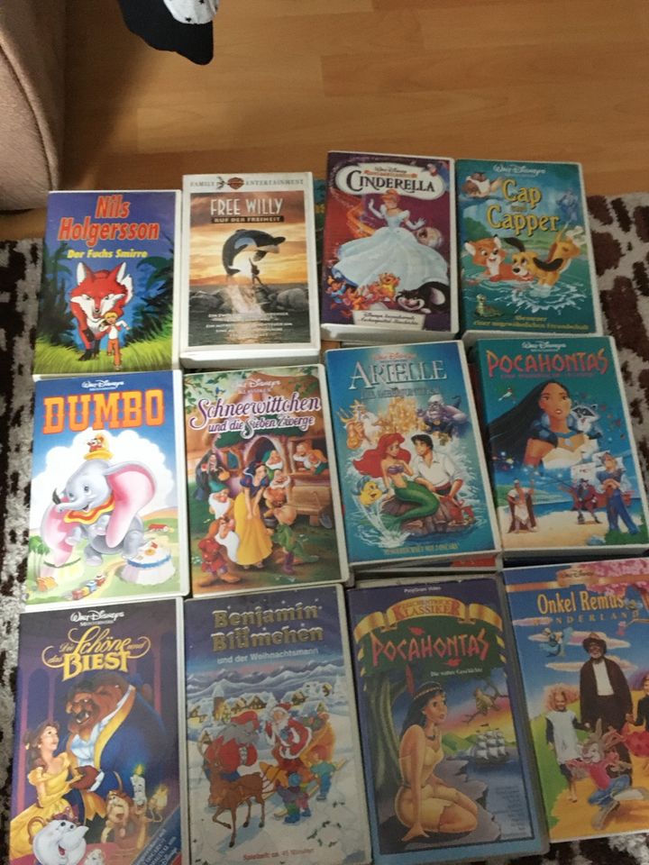 VHS Kassetten von Disney in Glees