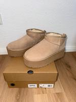 Ugg Boots Ultra Mini Platform Plateau 40 Lammfell beige sand Niedersachsen - Hameln Vorschau