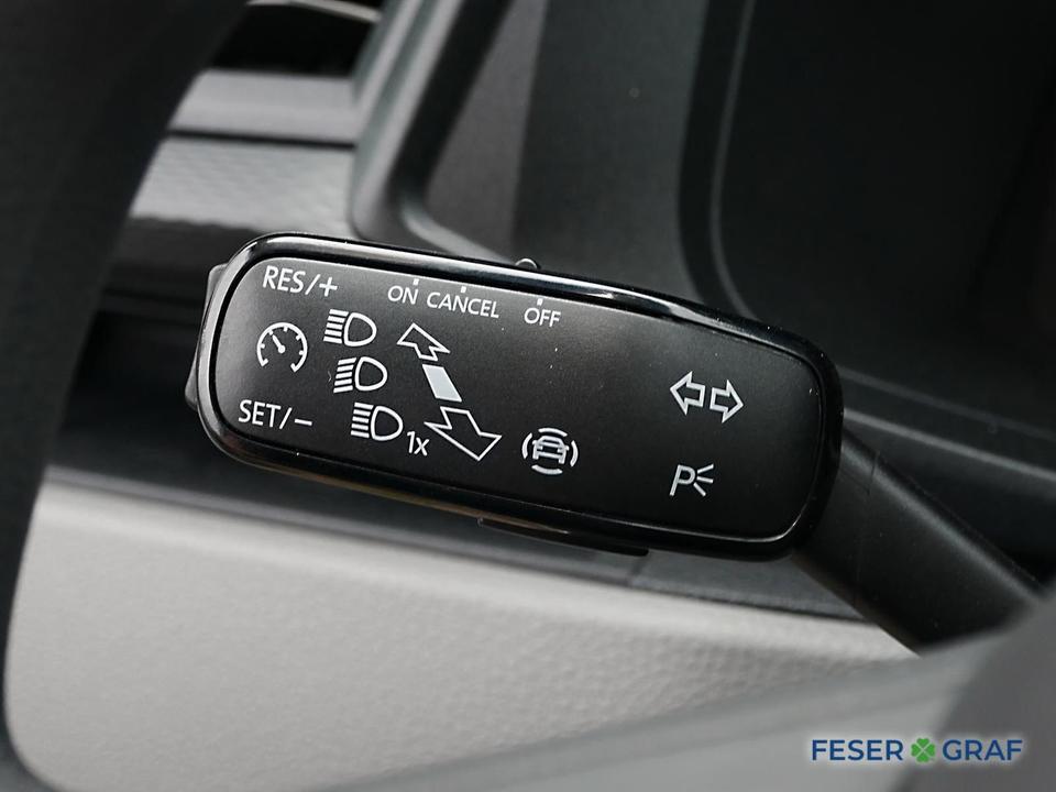Volkswagen T6.1 Transporter Kasten 2.0 TDI AHK 4Season DAB+ in Erlangen