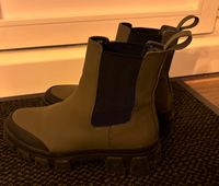 Tamaris Chelsea Boots Gummistiefel Stiefeletten Gr. 40 oliv Nordrhein-Westfalen - Arnsberg Vorschau