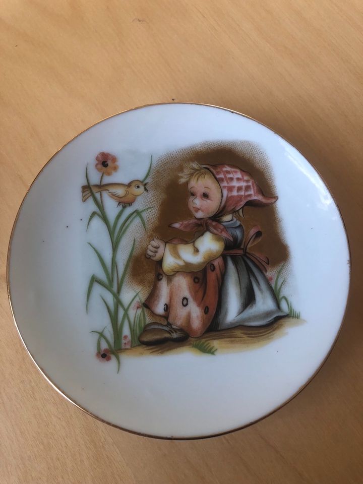 Deko…. niedliche kleine Teller mit Kinder Motiven … Vintage in Wunstorf