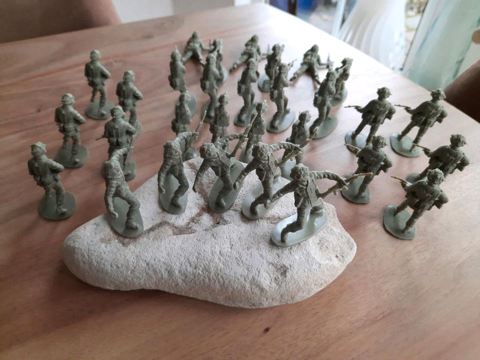 Soldaten Figuren/ Airfix 1:32 Modern British Infanterie in Lindhorst