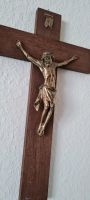 Altes Wandkreuz/ Kruzifix hängend Holz mit Messingkorbus / Jesus Baden-Württemberg - Neufra Hohenzollern Vorschau