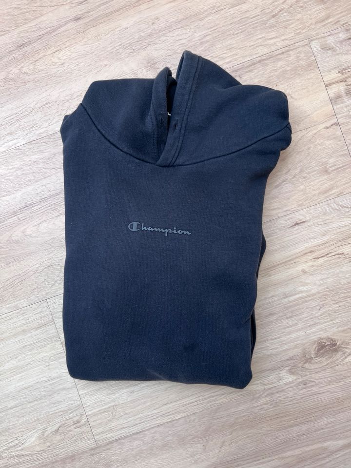 Hoodie Sweatshirt Pullover Gr.XL Champion in Leinefelde