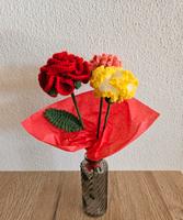 Gehäkelte Blumen Rose Tulpe Nelke Dekoration Geschenk Bayern - Obersüßbach Vorschau