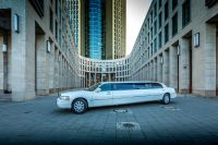 Lincoln Town Car | Weiße Stretchlimousine in Wiesbaden mieten Hessen - Wiesbaden Vorschau