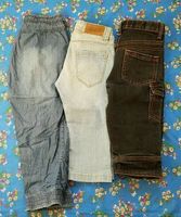 3x Jeans Caprihose Shorts Bermuda kurze Hose 134/140 Esprit Yigga Dresden - Pieschen Vorschau