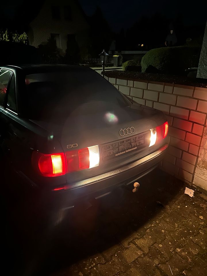 Audi 80 B4 2.0E Schlachtung ABK Alu Felgen Kat Fahrwerk LZ6P in Lüchow