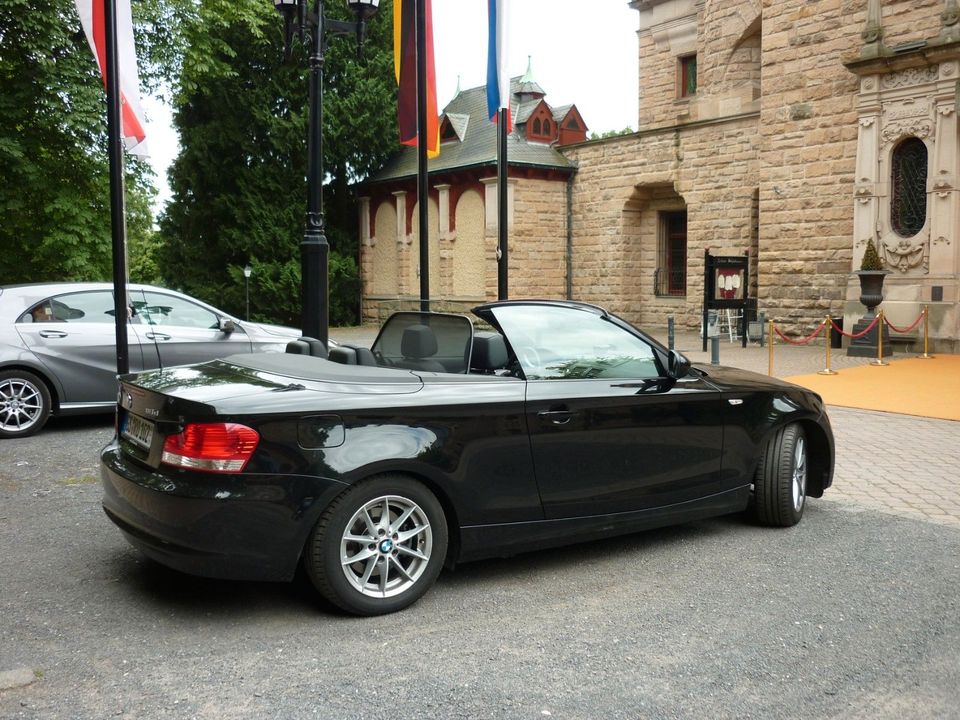 BMW 118d Cabrio -Sommerfahrzeug, TÜV neu, Garage in Vienenburg