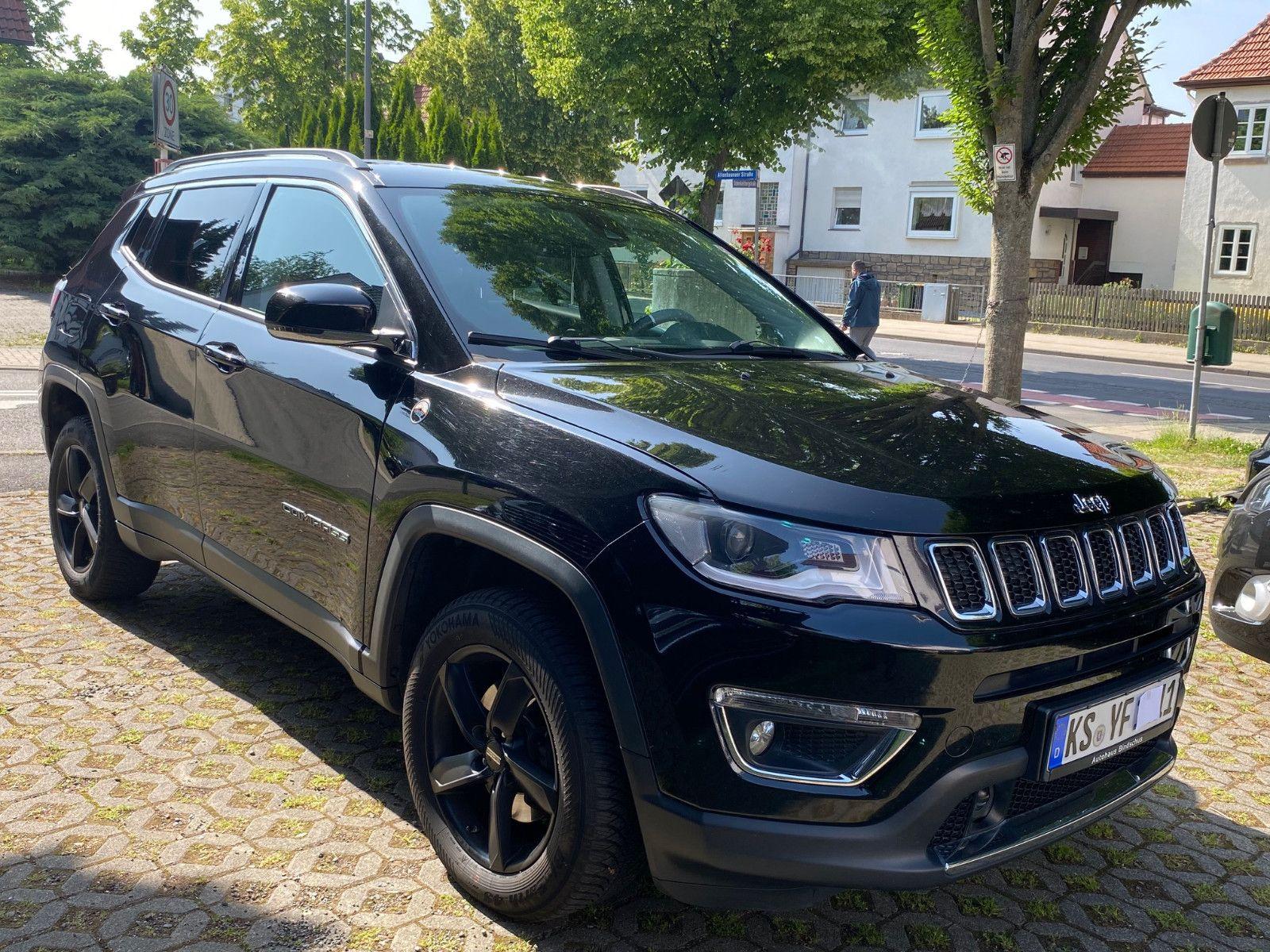 Abbildung des Autos Jeep Compass Opening Edi…