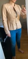 Zara Lederjacke 100 % Lammleder nude mit Schößchen Düsseldorf - Oberkassel Vorschau