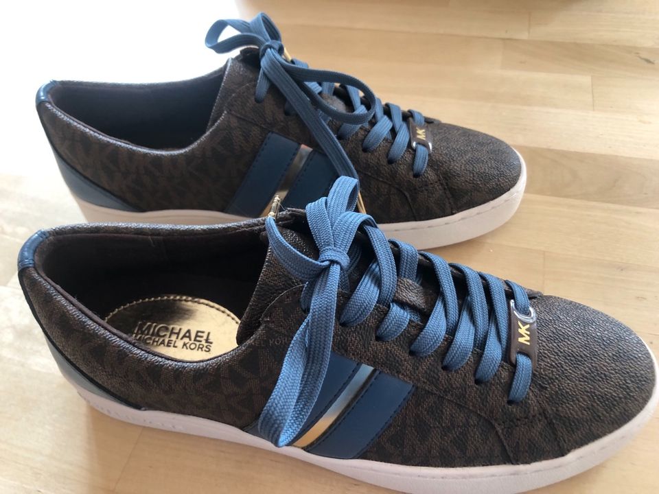 Neue Sneaker von MKors Größe 37 in Altötting