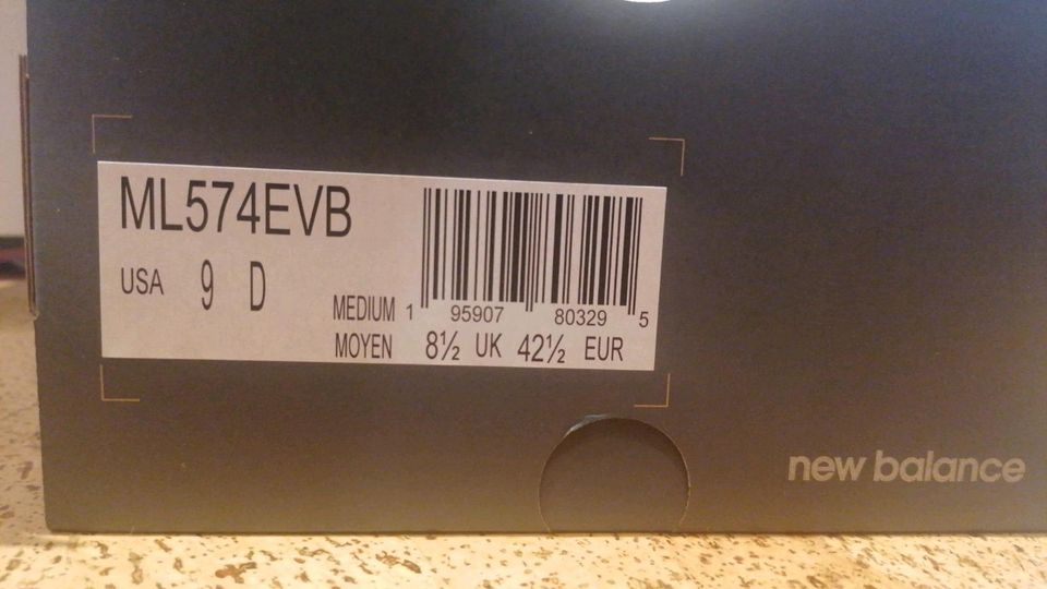 New Balance 574, NEU...Größe 42,5 in Delitzsch