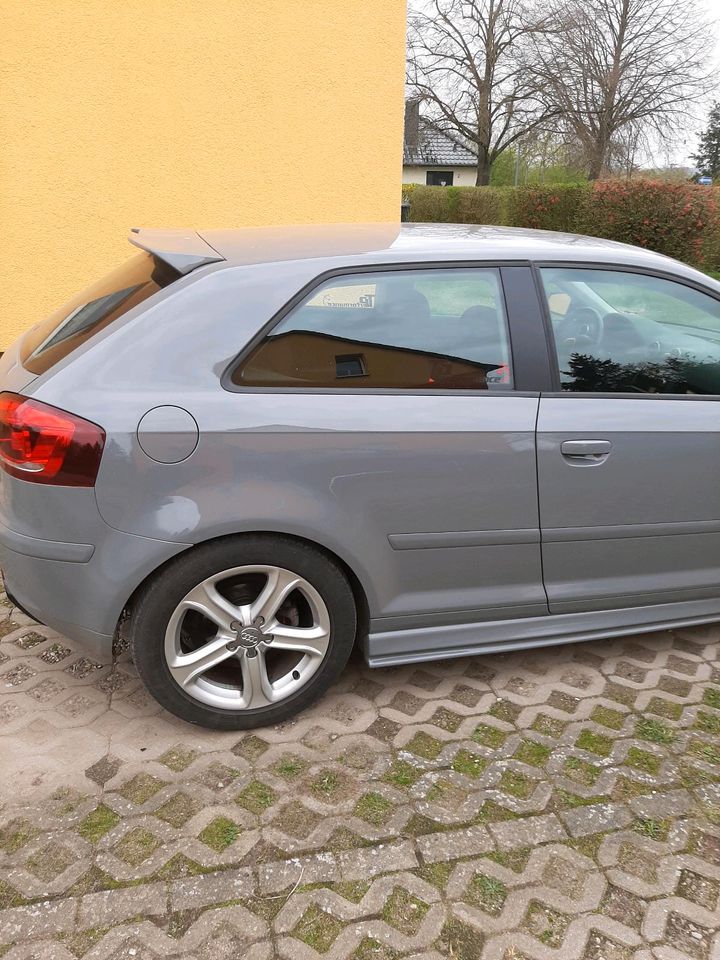 Audi a3 220 ps neu lackiert fachwerkstatt in Stralendorf
