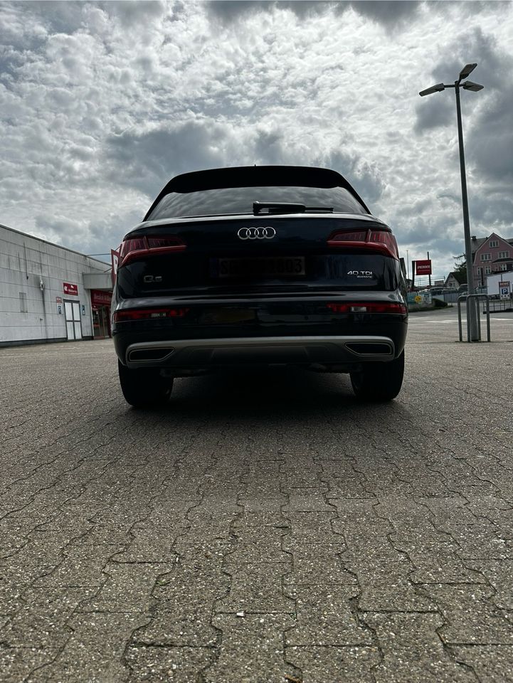 Audi Q5 S-line TDI Quattro in Solingen