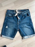 Sublevel Shorts Jeans Gröse 31 Kr. Altötting - Burgkirchen Vorschau