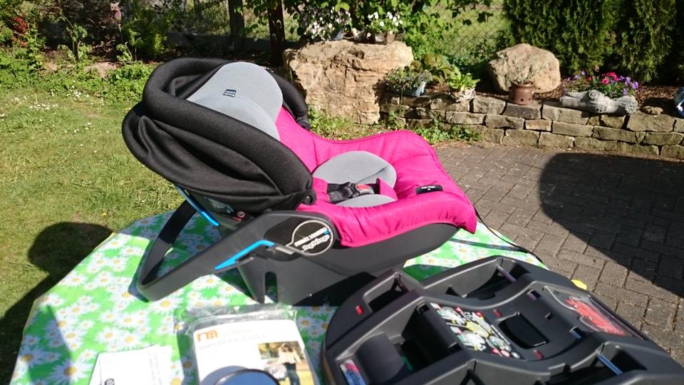 Primo vaggio SL Babyschale 0-13kg + Isofix. Peg Perego +Zubehör in Bad Salzungen