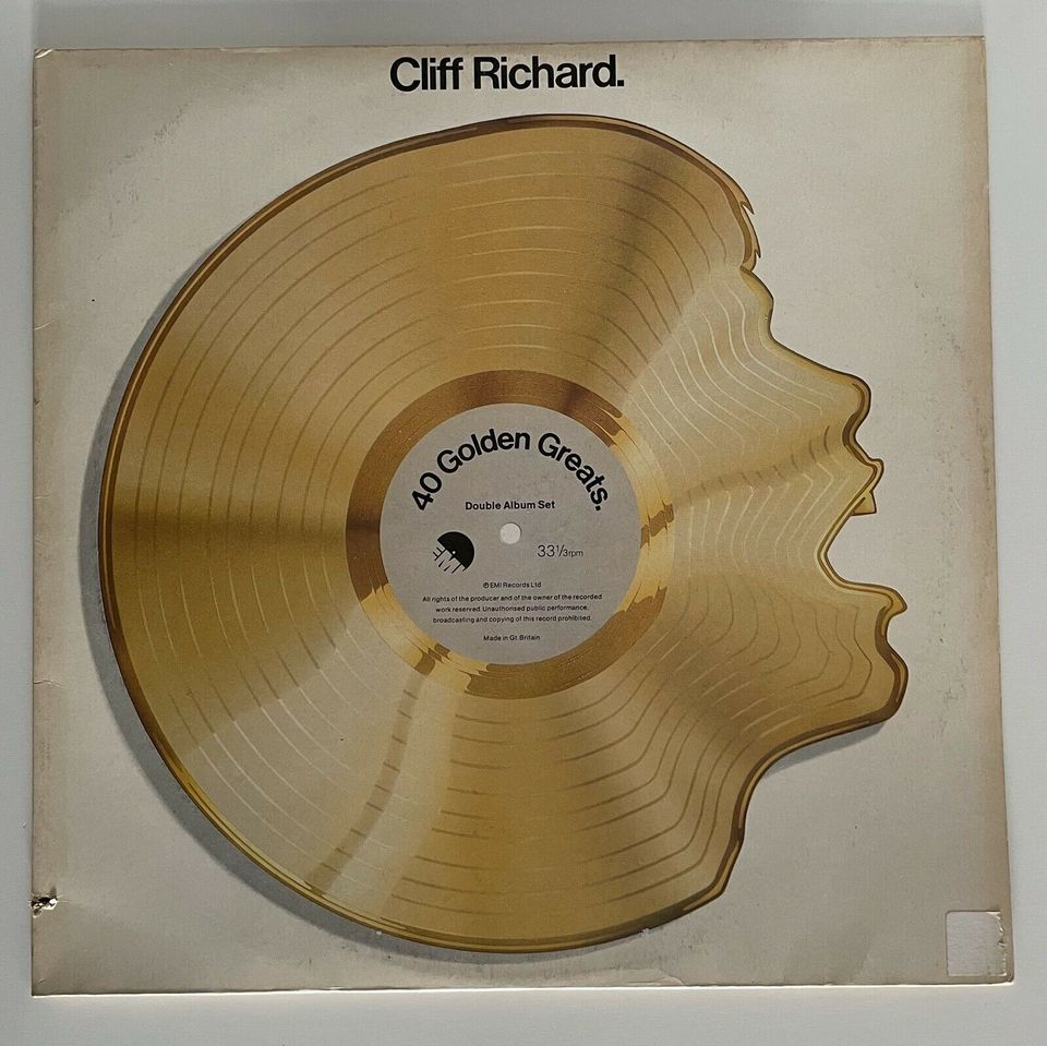 Cliff Richard Double Album Set - 40 Golden Greats in Minden