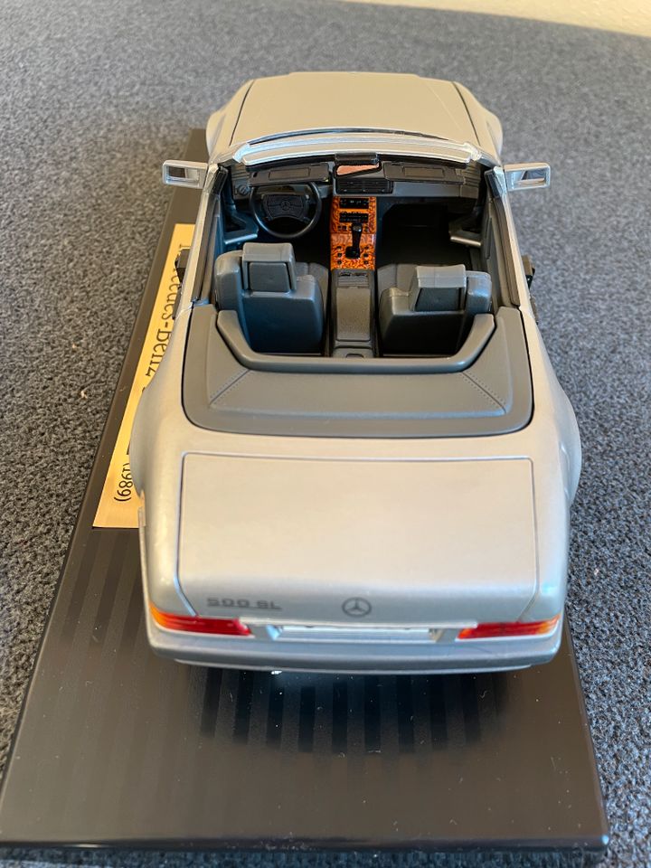 Maisto: Mercedes Benz 500SL (1989) in OVP, 1:18 in Ebermannstadt