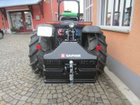 Traktor Heckgewicht Kontergewicht SAPHIR 250kg NEU Sachsen - Glashütte Vorschau