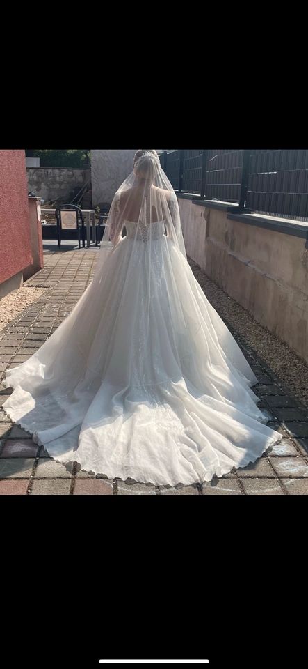 gelinlik kleid elbise hochzeitskleid np 1800 euro hochzeit kleid in Dillingen (Saar)