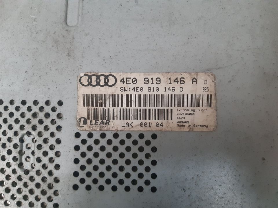 AUDI A8 4E Steuergerät TV Analog Tuner Empfänger 4E0919146A in Köln