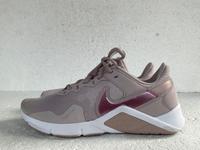 Nike Legend Essential 2 Turnschuhe rosa Größe 38 Nürnberg (Mittelfr) - Oststadt Vorschau