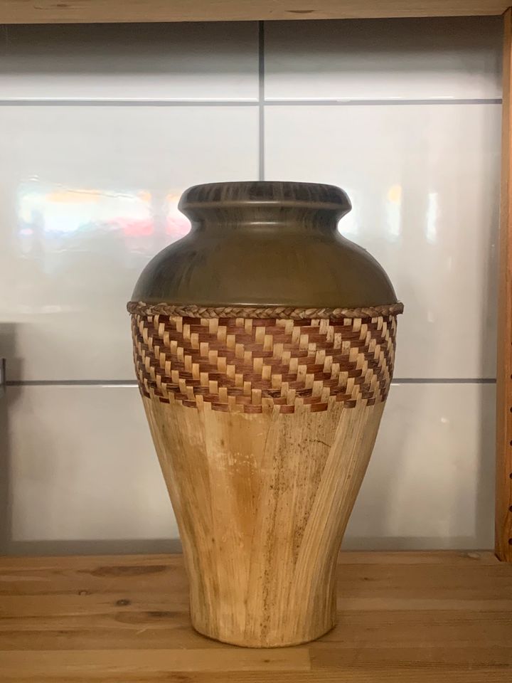 Vase Grün - Hellbraun in Düsseldorf