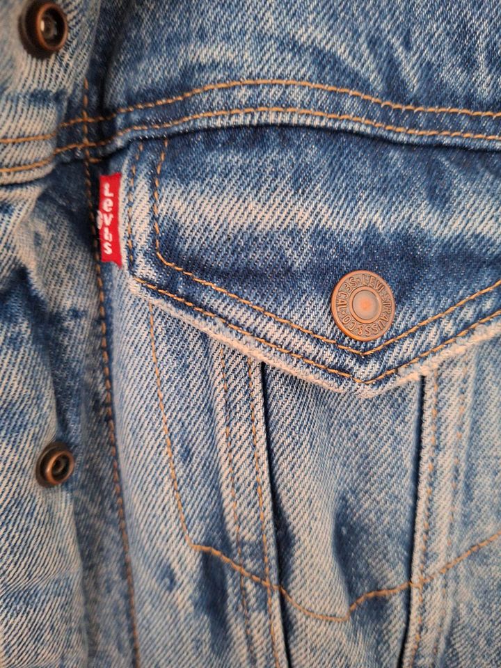 Levi's Trucker Jeans Jacke, Teddy, Übergangsjacke in Düsseldorf