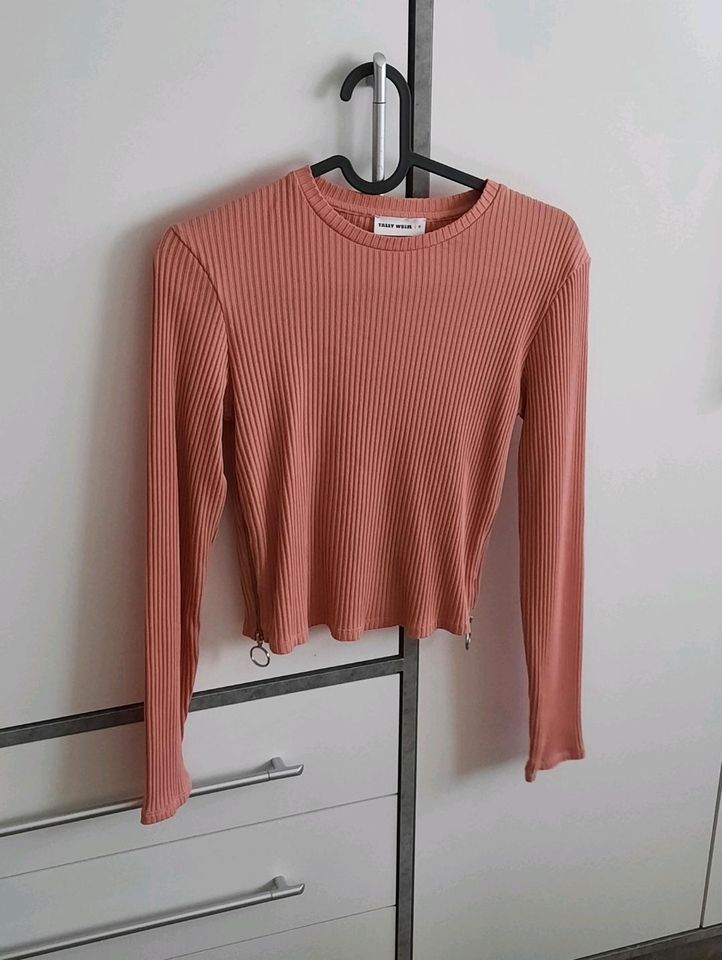 Vintage Pulli mit Reißverschlüssen an der Seite in Steinen