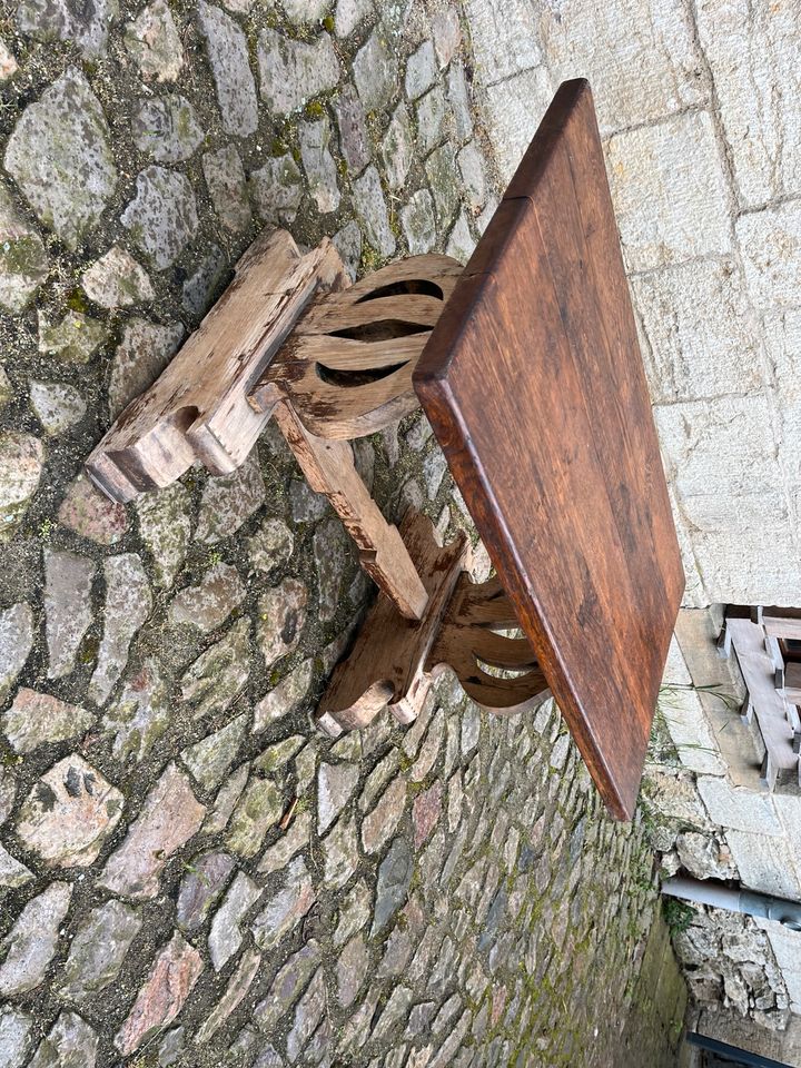 Beistelltisch Couchtisch Bauernhaus Alm Hütte Massivholz alt in Lüttgenrode