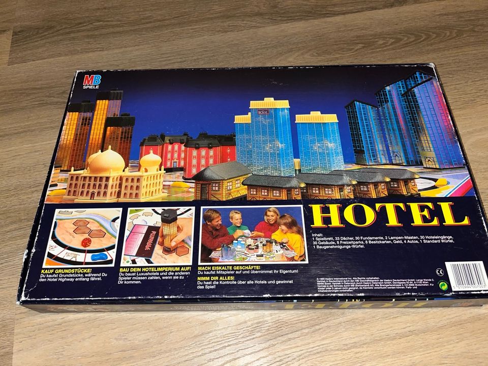 HOTEL von MB Spiele Ausgabe 1993 in Mönchengladbach