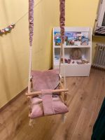 Kinderschaukel Babyschaukel Babysitz Holz Stoff rosa Rheinland-Pfalz - Speyer Vorschau